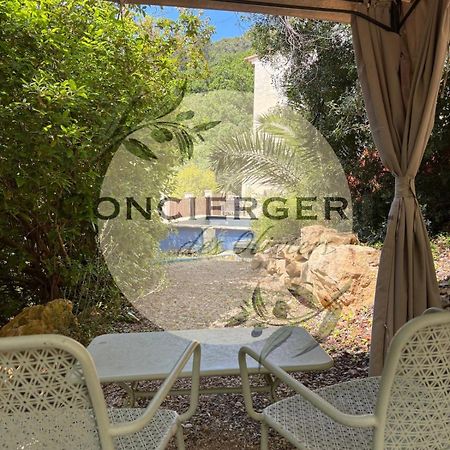 Villa Avec Piscine Belgentier ภายนอก รูปภาพ